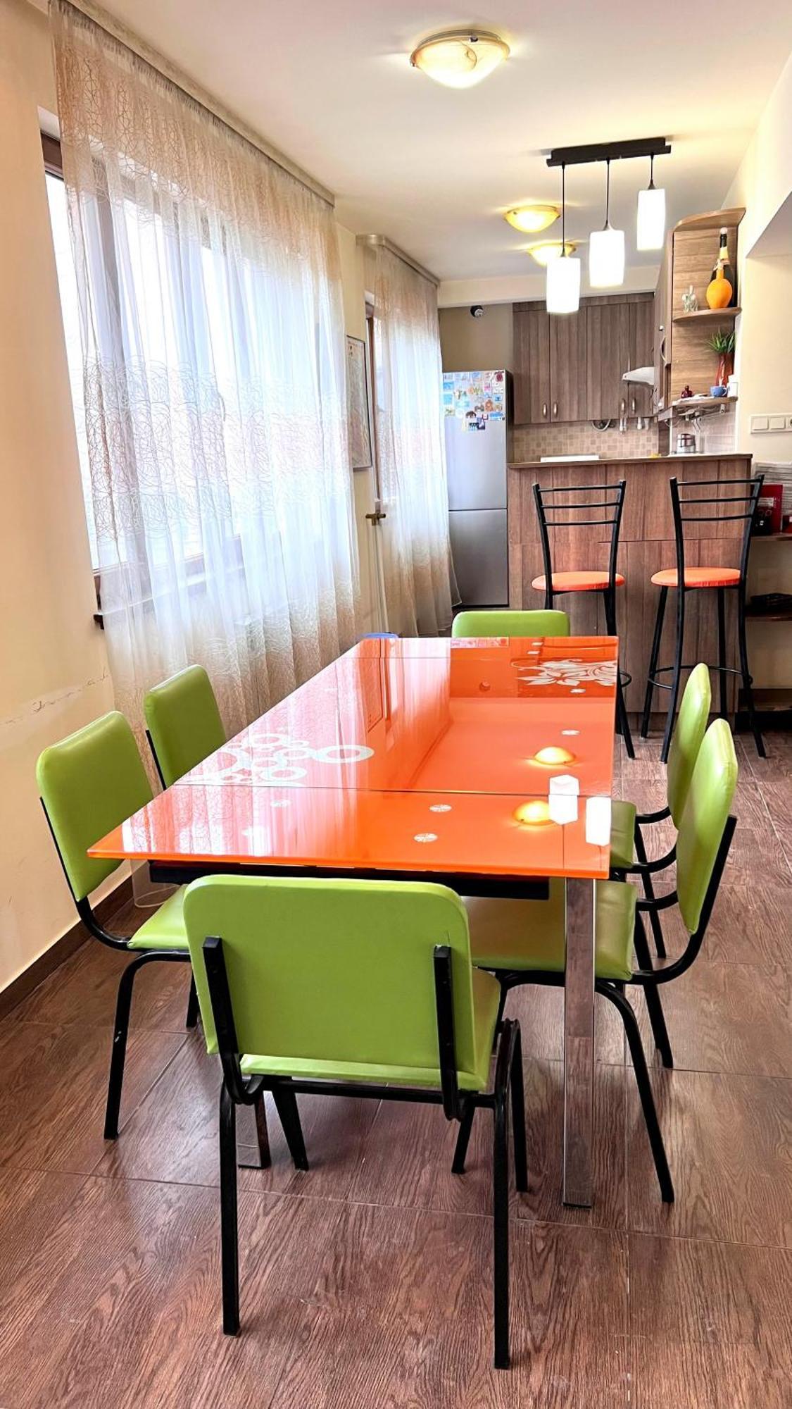 Vernisaj Apt At Republic Square & Ruben Tours Ереван Екстериор снимка